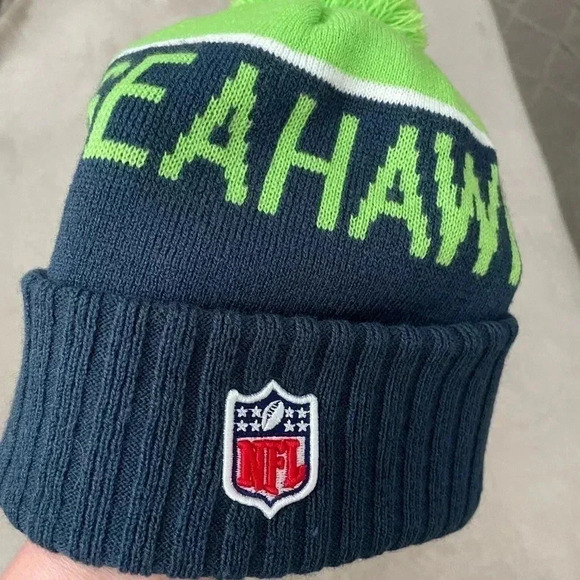 NFL Seattle Seahawks Pom Beanie - Picture 4 of 8